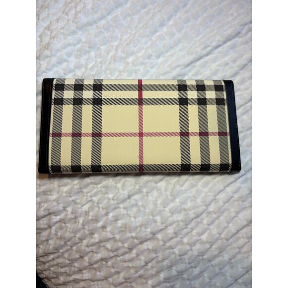 Burberry Nova Check Envelope Wallet - Picture 1 of 6